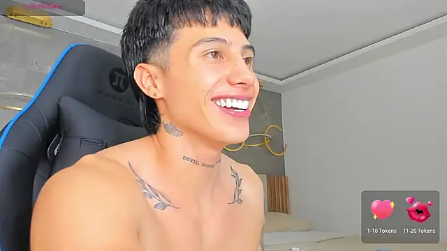 Chatroom XXX en direct de Samuell_777