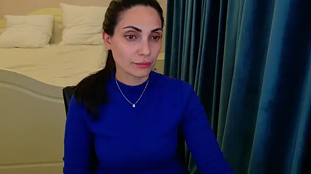 Chat XXX en directo de LovelyBeatrice