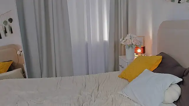 Živý XXX chat MiaKeler