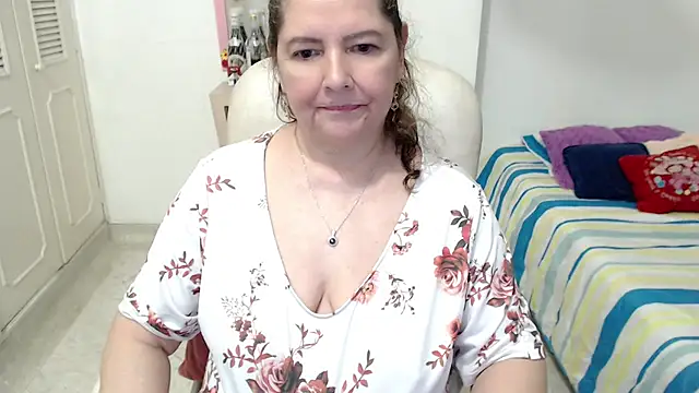 leonela_69 – Live XXX-chat