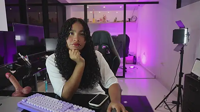 Živý XXX chat Anais_aradia