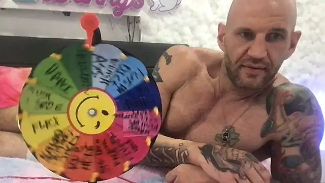 צ'אט XXX בשידור חי של brianomally