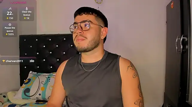 Joseph_777_ Chat XXX live