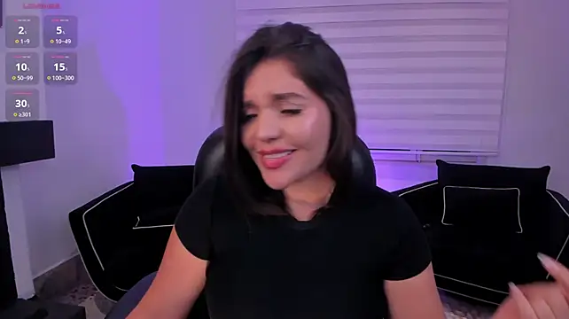 XXX chat uživo modela ValeriaRoldanX