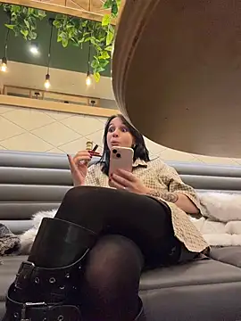 VendiMur Adlı Modelin Canlı XXX Sohbeti