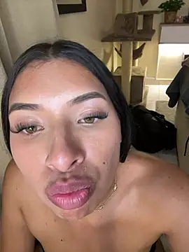 XXX chat uživo modela yul-nova