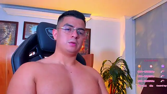 RJBarton Live XXX chat