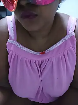 XXX chat uživo modela Dini_40