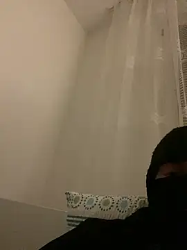 Show modela tommysDirtyCam na web-kameri