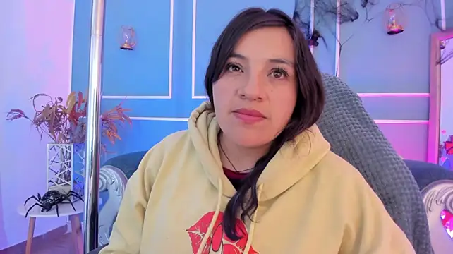 XXX chat uživo modela TaraTaylorr