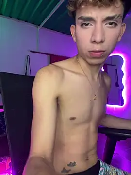 Liiam_Twiiink's Live XXX Chat