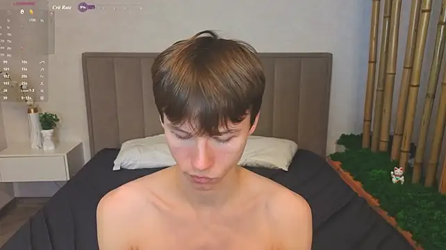 cuMte_boy élő XXX-chatje