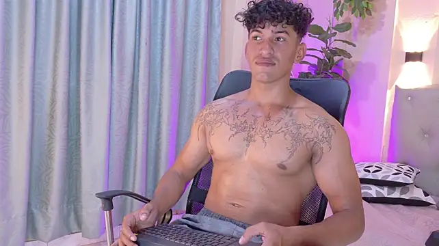 daniel_biig Live XXX Chat