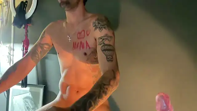 Chat XXX ao vivo de ZeusDelicious