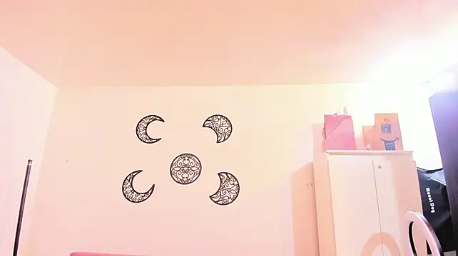 Sara_Deen: онлайн-секс-чат