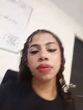 Czat XXX na żywo – Dirty_Salome2