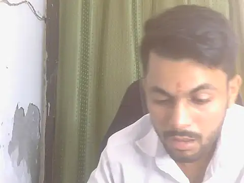 Stubborndesiboyn Live XXX chat