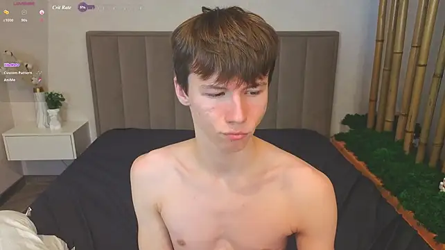 Chatroom XXX en direct de cuMte_boy