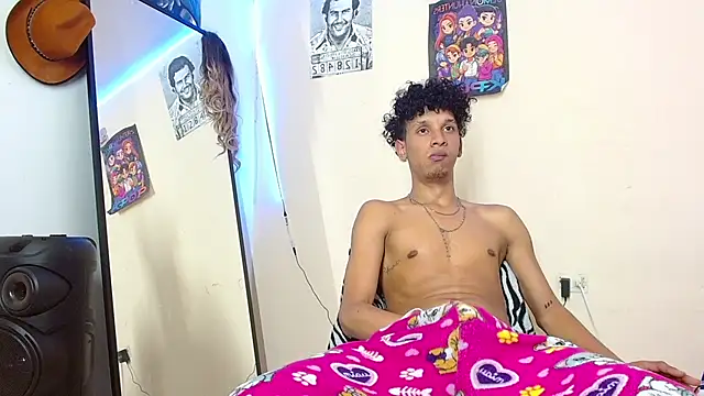 EnnzoLucca Show in webcam