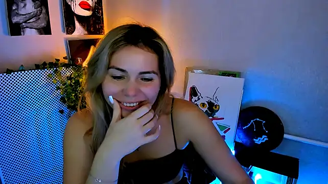 LoraBoyar – Naživo XXX chat