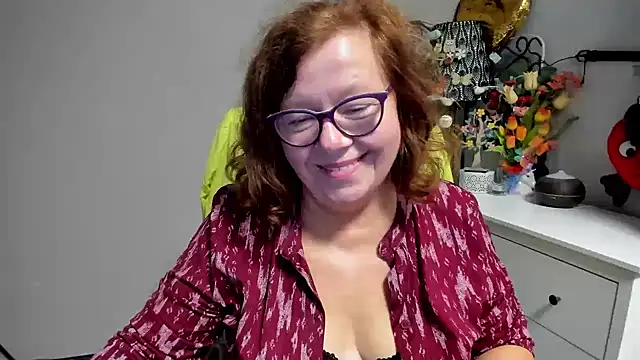 XXX chat uživo modela Adelewildx