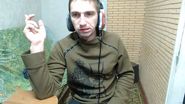 MikeWazowskiAlex Adlı Modelin Canlı XXX Sohbeti