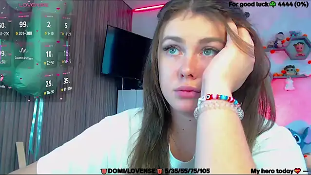 SuchCute Chat XXX live