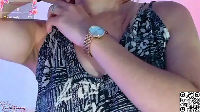 XXX chat uživo modela Emmi_Roberts