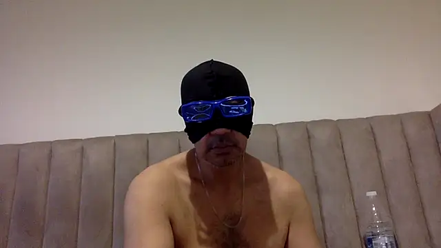 CaiBull Live XXX-Chat