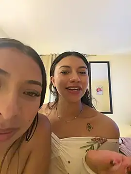 CocoaGigiMuse Live XXX-chat