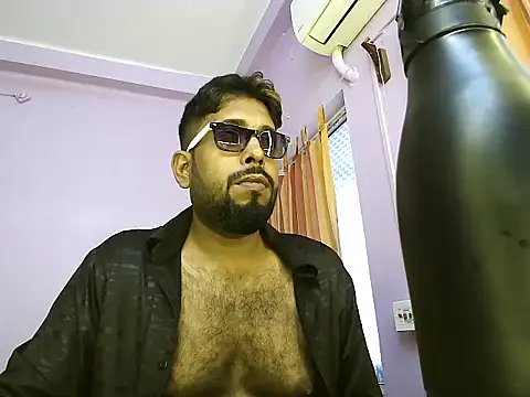 Chat XXX en directo de rajbig33