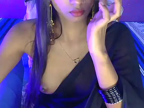 Yours-ira's Live XXX Chat