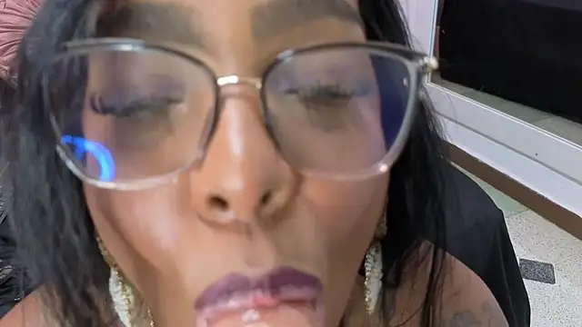 Živý XXX chat sofiagold92