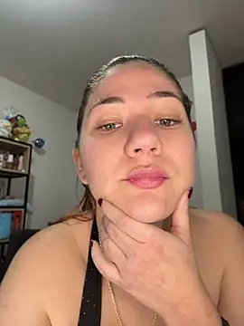 แชท XXX สดของ Celestedubois