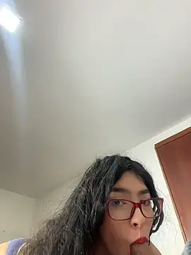 צ'אט XXX בשידור חי של dani_bela