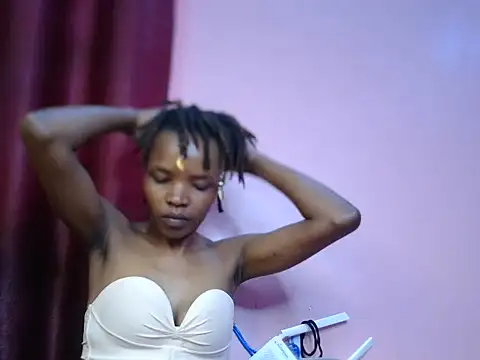 XXX chat uživo modela Naughtysuzzi_