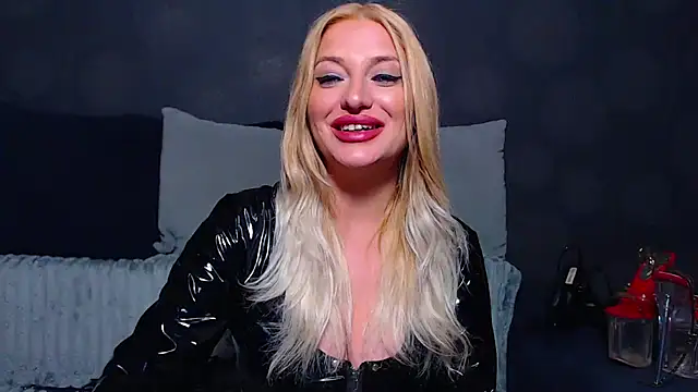 XXX chat uživo modela GodessJulia