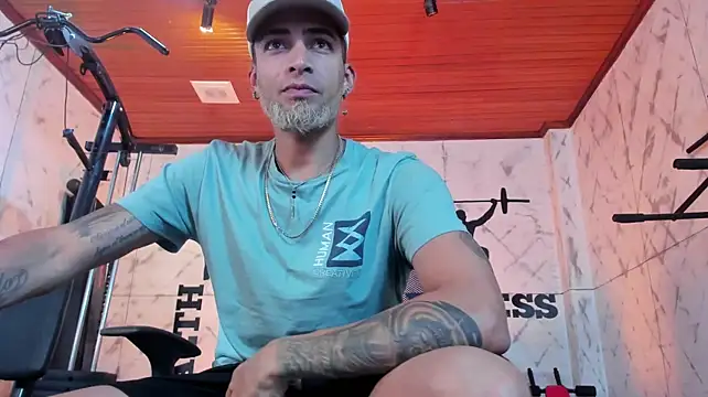 DrakeNeumann live XXX chat