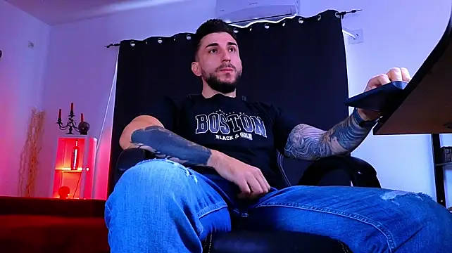 MightyAaron66 라이브 XXX 채팅