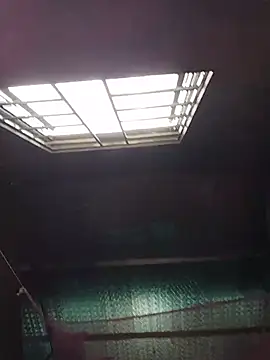 XXX chat uživo modela Kee_pys