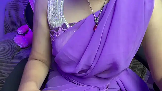 XXX chat uživo modela QueenAngelena