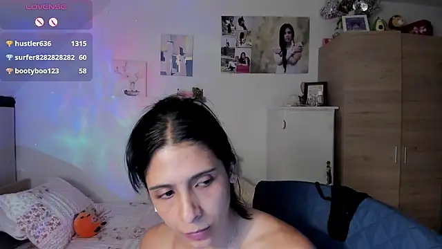 XXX chat uživo modela Veronikolsen-