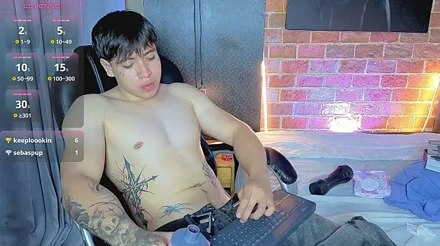 RomanKanne1 élő XXX-chatje