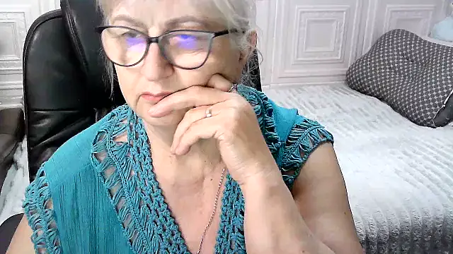 XXX chat uživo modela LolkaAlyss