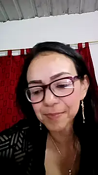 XXX chat uživo modela CrissDessire