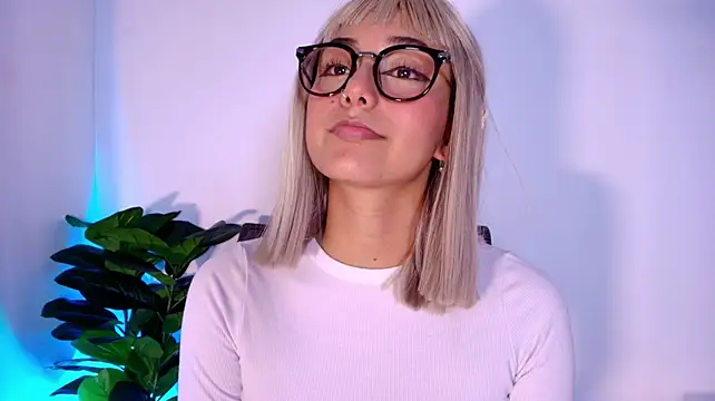 XXX chat uživo modela tati_cardenas
