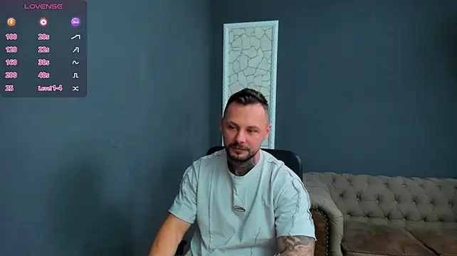 XXX chat uživo modela BrianHunts