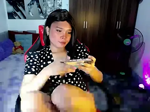 sofiathe1st Adlı Modelin Canlı XXX Sohbeti