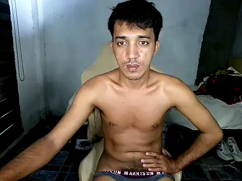 Chat XXX en directo de Rowy_Cam