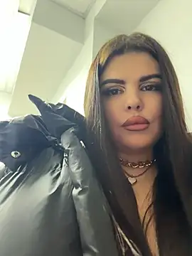 AmelliaDiamond's Live XXX Chat
